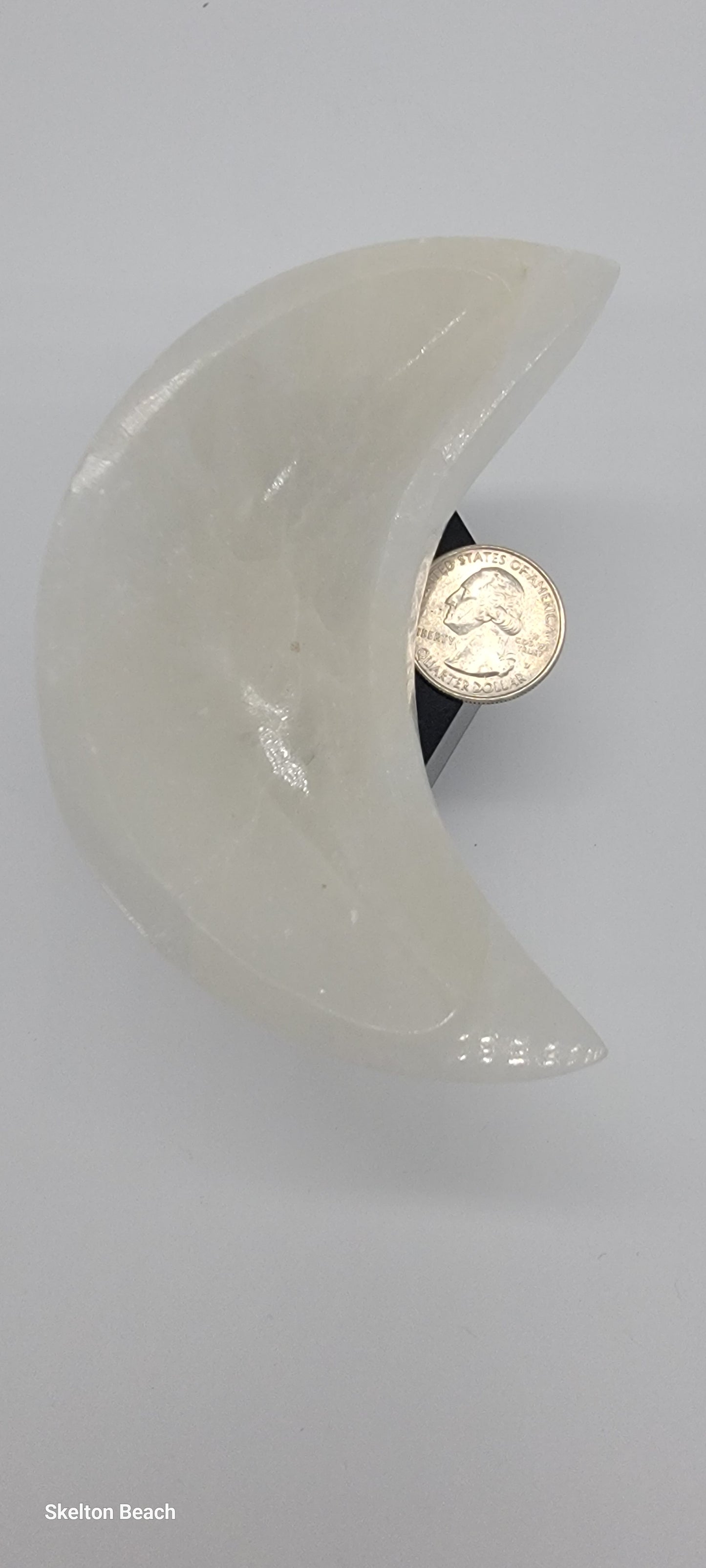 4" Crescent Moon Milky Quartz Bowl – Purity, Calm & Intuition