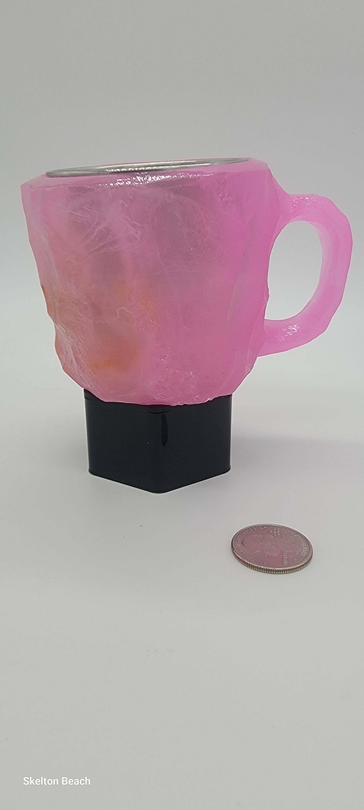 Insulated Pink Resin Crystal Cup – Stylish & Healing Hydration
